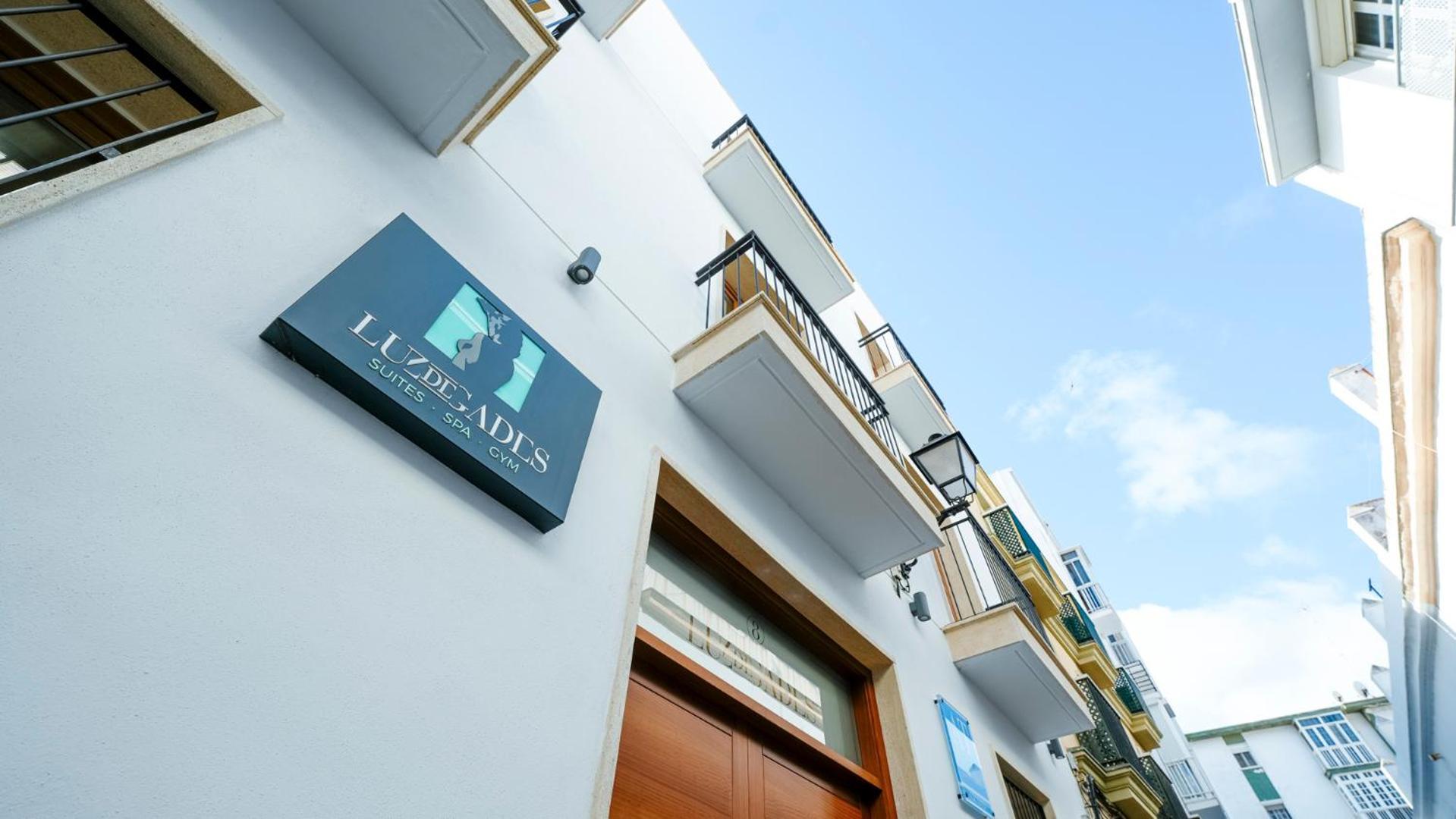 Aparthotel Luz De Gades - Suites Spa Gym - Adults Only Cadiz Ngoại thất bức ảnh