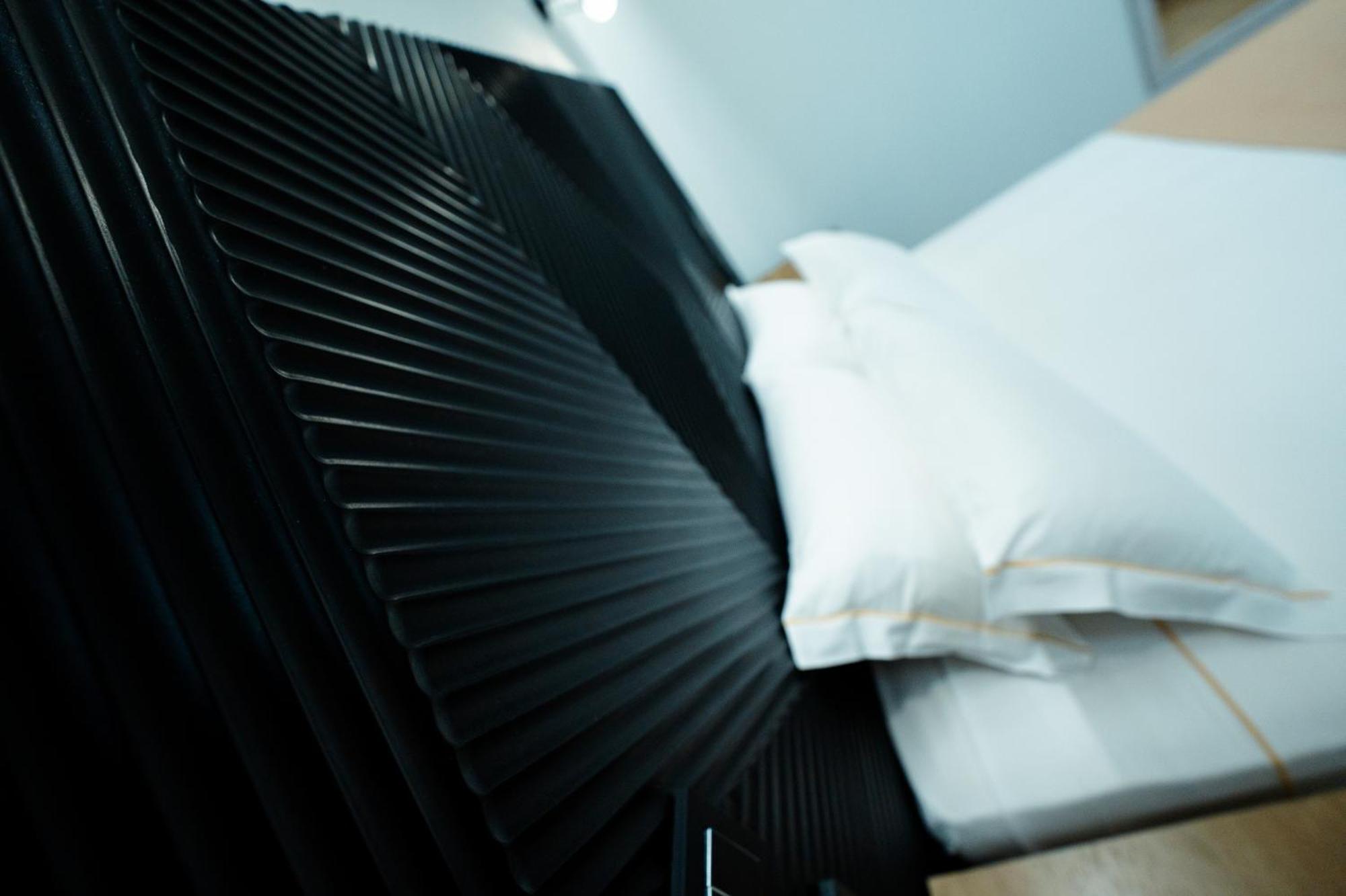 Aparthotel Luz De Gades - Suites Spa Gym - Adults Only Cadiz Phòng bức ảnh