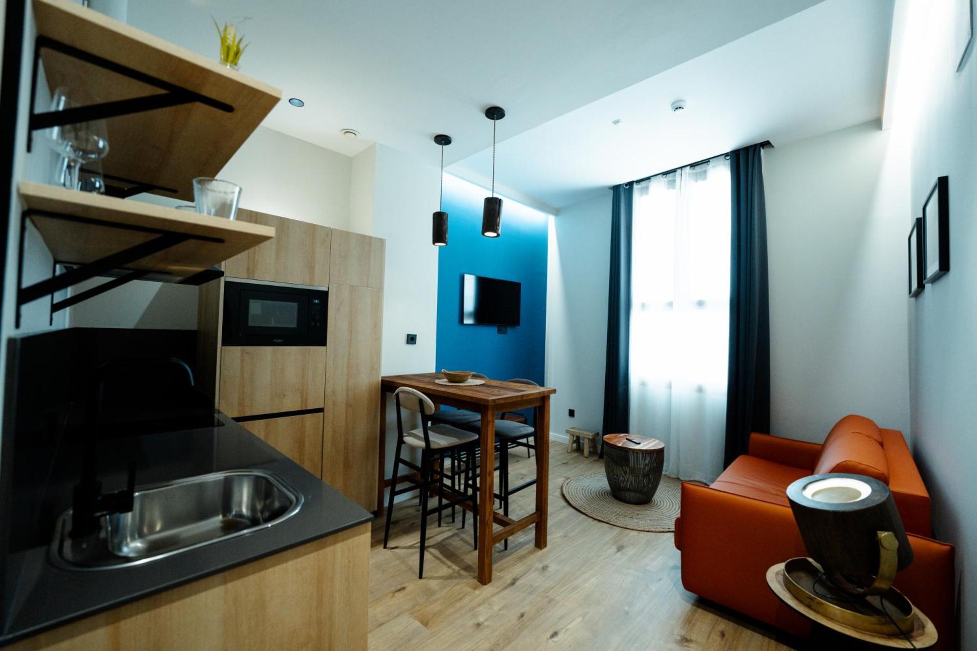 Aparthotel Luz De Gades - Suites Spa Gym - Adults Only Cadiz Ngoại thất bức ảnh